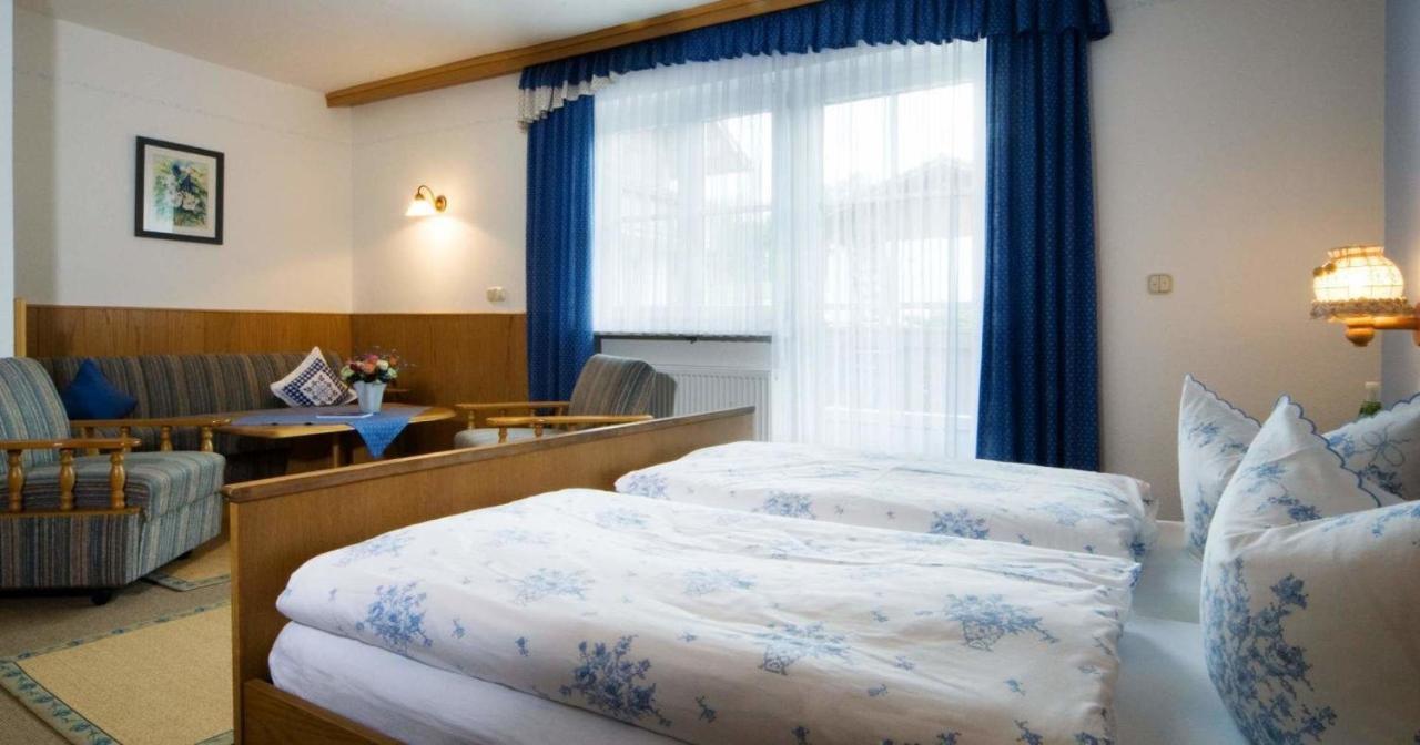צוויזל Pension Landhaus Hochfeld מראה חיצוני תמונה